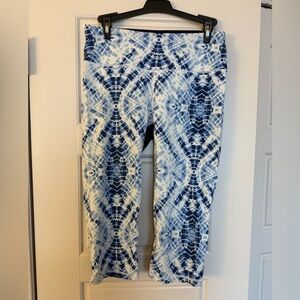 Victoria's Secret Blue Tie-Dye Crop Leggings